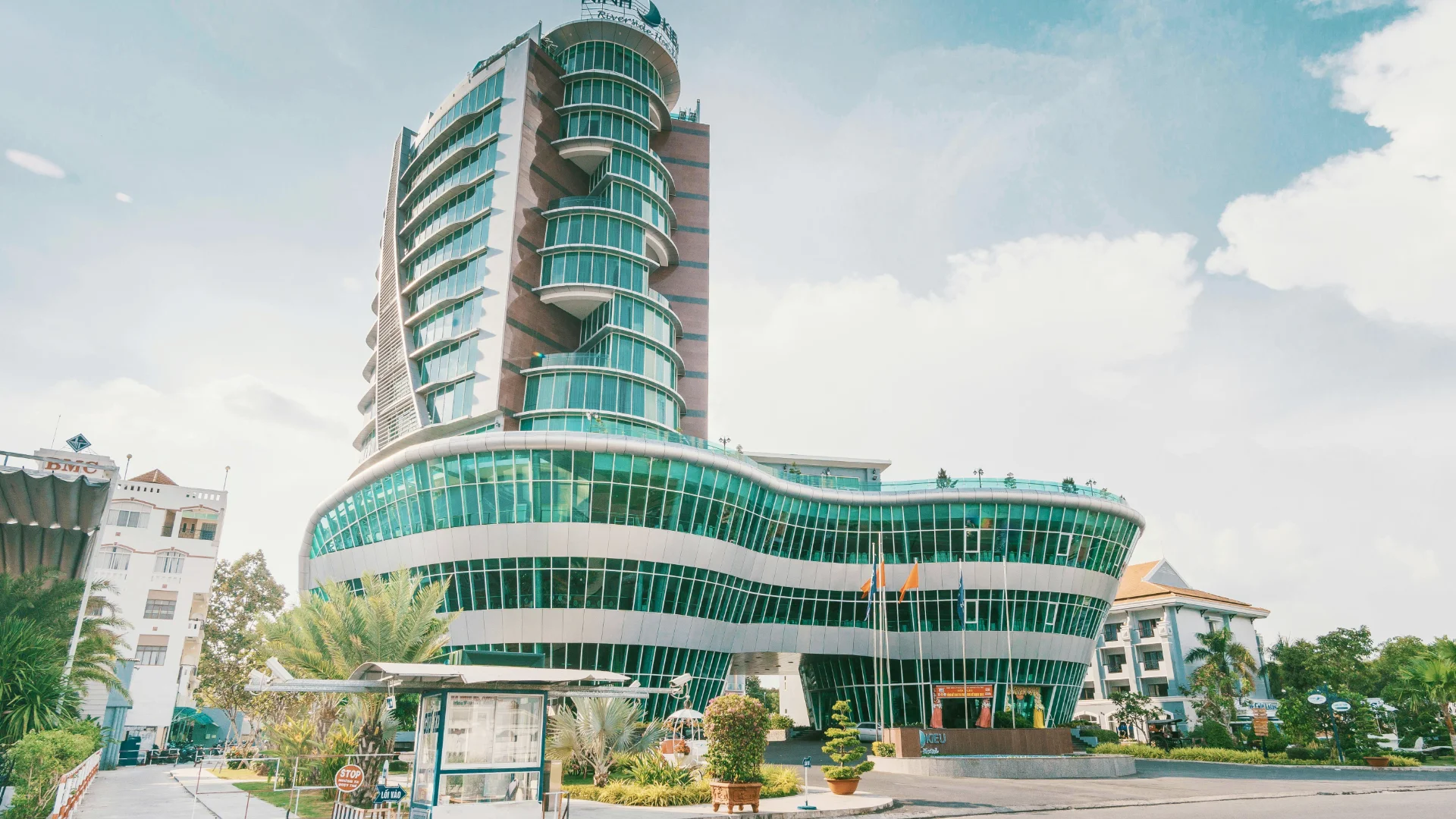 Heritage Hotel Exterior